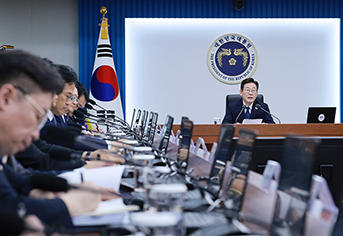 Read more about the article 에이전시코리아, 중소기업이 꼭 알아야 할 정책 변화 3가지